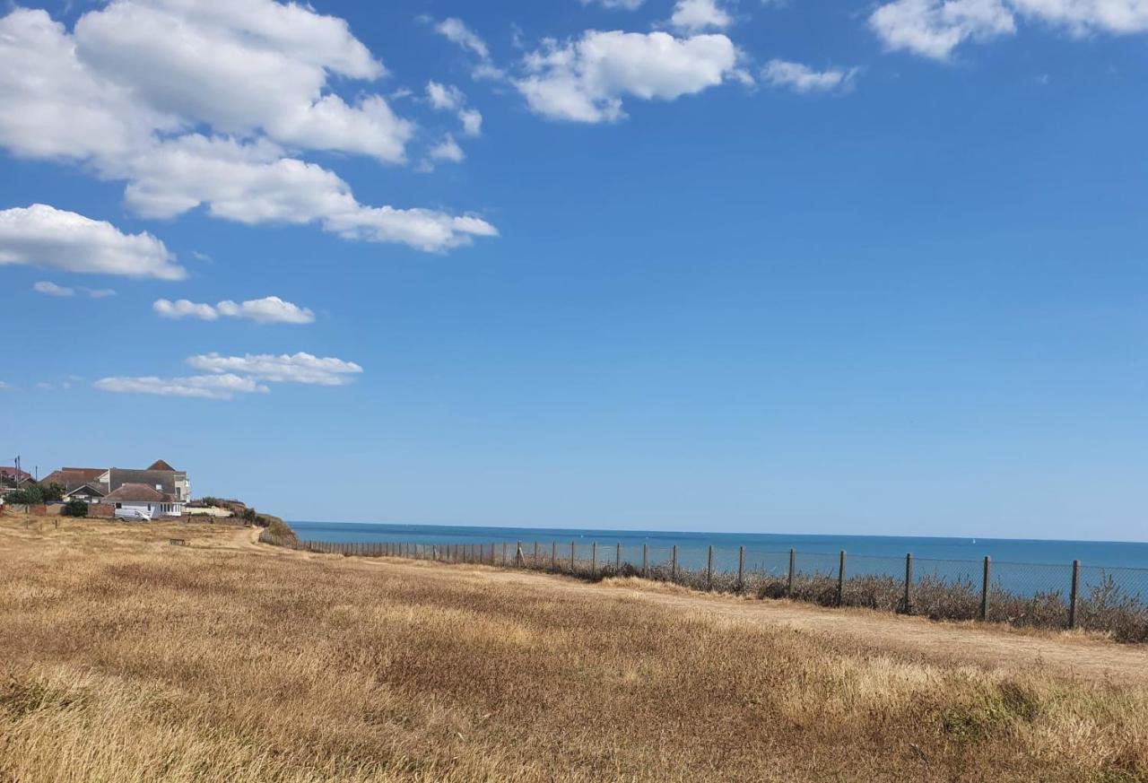 Four Seasons By The Sea Villa Peacehaven Exterior photo